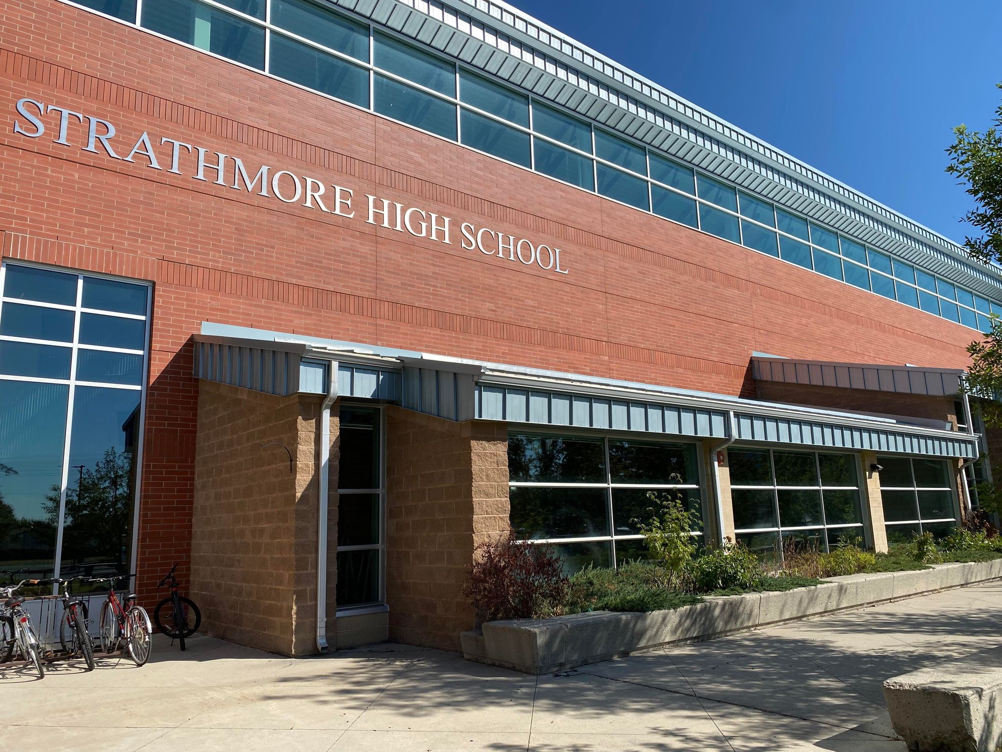 New Strathmore High School principal Doug Raycroft excited for his first year! StrathmoreNow